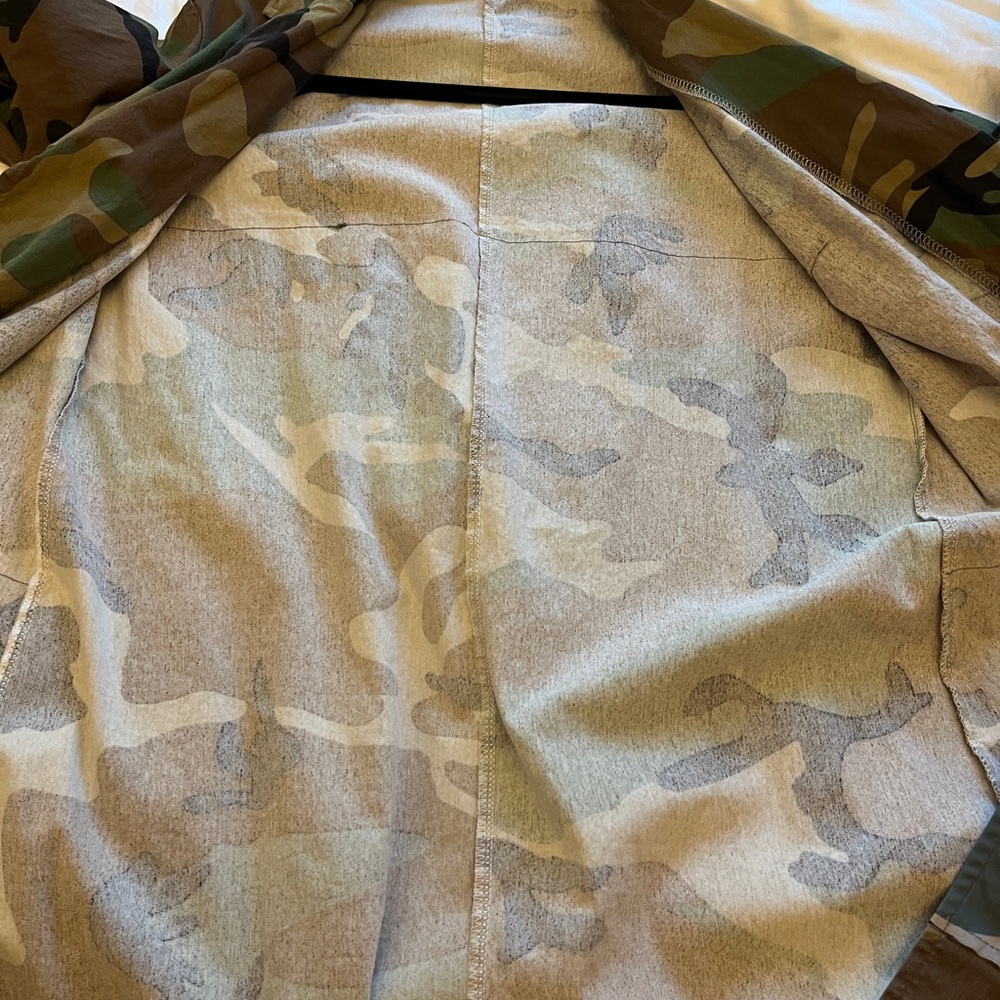 CAMO Trench Coat "There's Nothing Like a SISTAH" Graffiti Jacket Street Wear - Picture 10 of 11